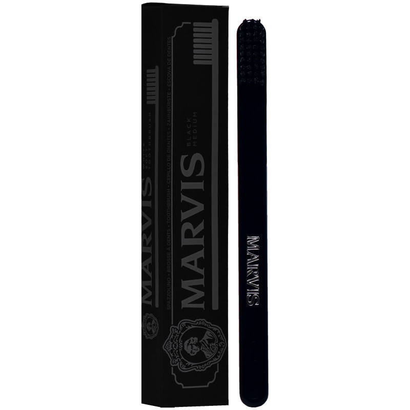 Marvis Black Toothbrush czarna szczoteczka do zębów ze średnio twardym włosiem i osłonką